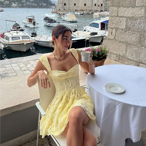 Redefining Femininity: How Women Use Fashion to Express Strength and Grace